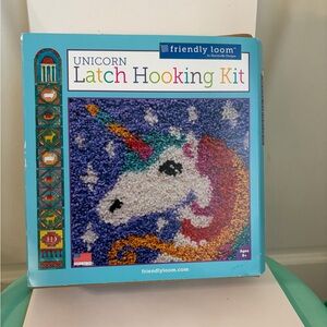 NIB Friendly Loom Harrisville Designs Unicorn Latch Hooking Kit Made in USA